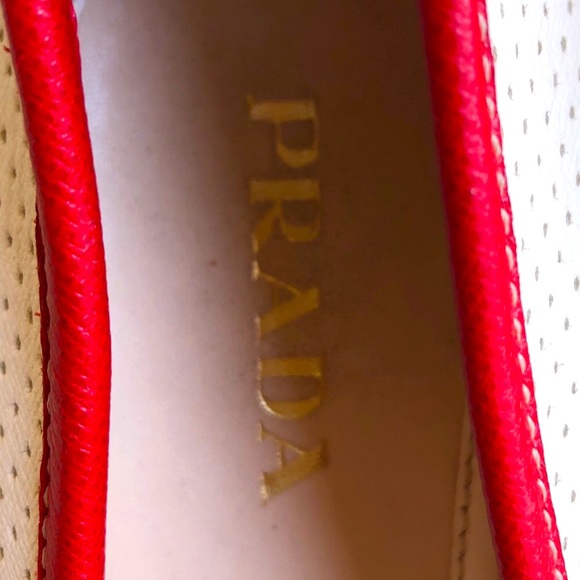 PRADA Cute Leather Flats Red Capped Toe Bow ITALY - Picture 2 of 12